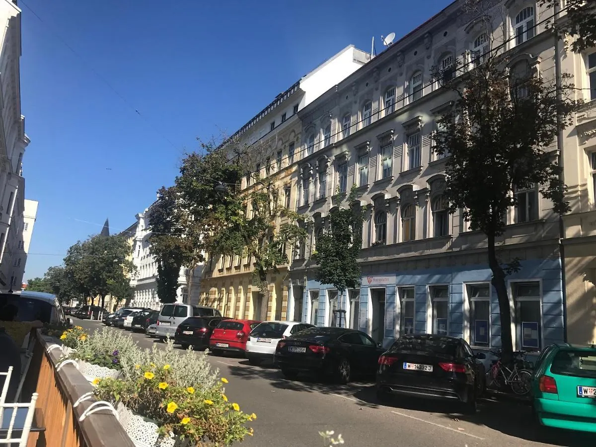 Apartment Villa Penzing Vienna
